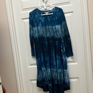 Tie dyed midi dress, hi-low hem, cotton blend, long sleeves, blue, Petite Medium